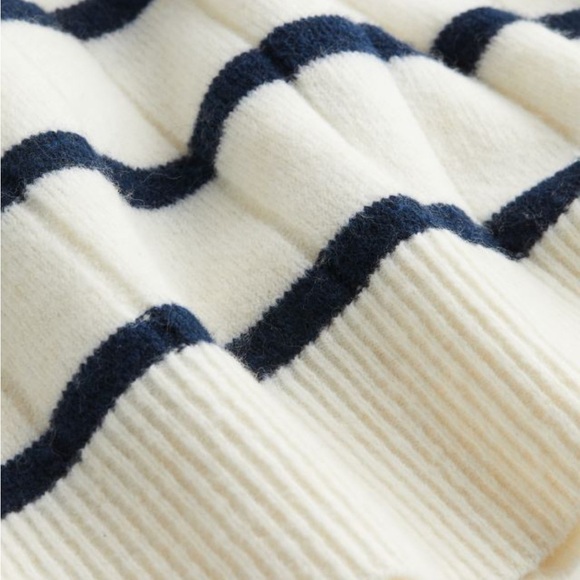 H&M Rib knit sweater with collar size S - Picture 5 of 7